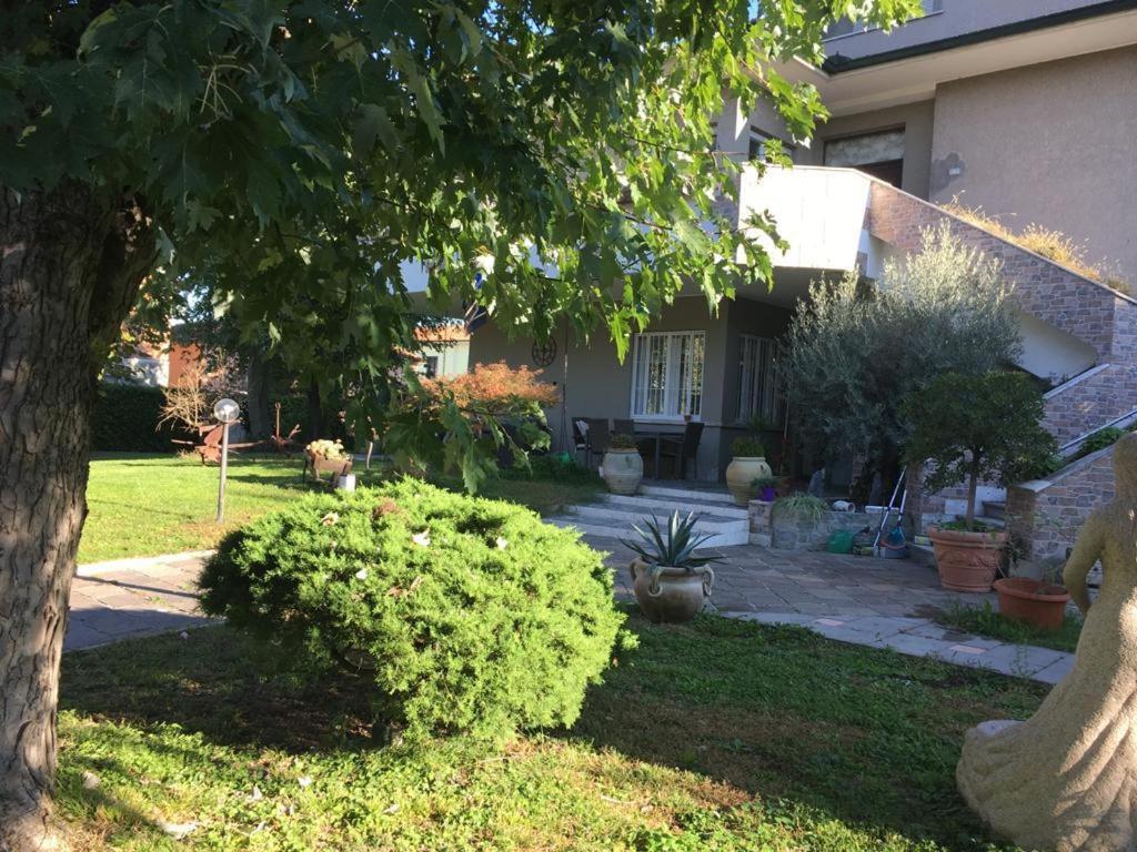 Villa Giulini رو المظهر الخارجي الصورة